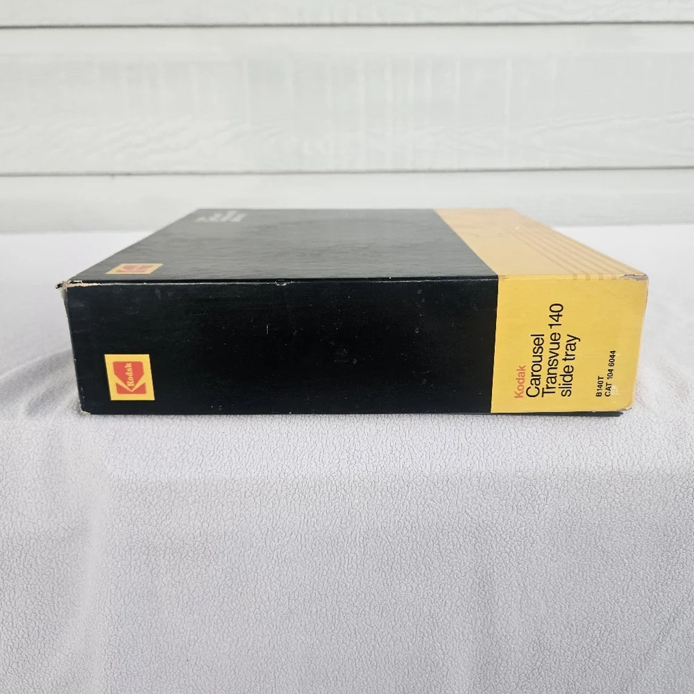 Kodak Carousel Transvue 140 Slide Tray VTG 1983